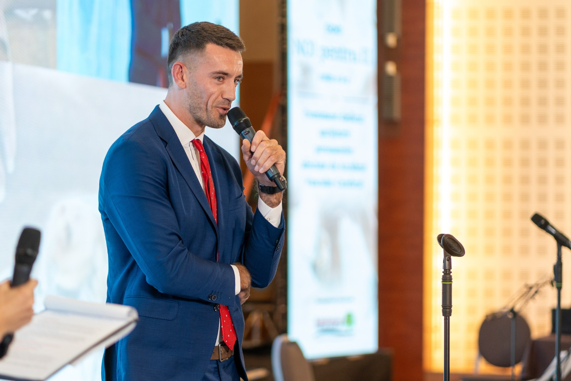 Campionul olimpic Florin Enache, discurs din suflet la Gala NOI pentru EI , organizată de ALIA